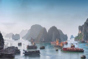 “Vietnam travel itinerary 10 days guide”